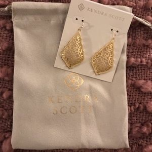 Kendra Scott Addie Gold Earrings